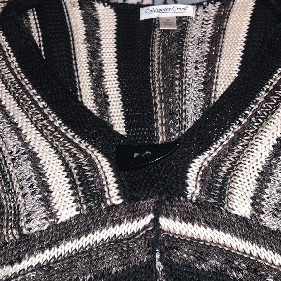 Coldwater Creek M black and white striped knitted cardigan with button closure - Picture 2 of 7